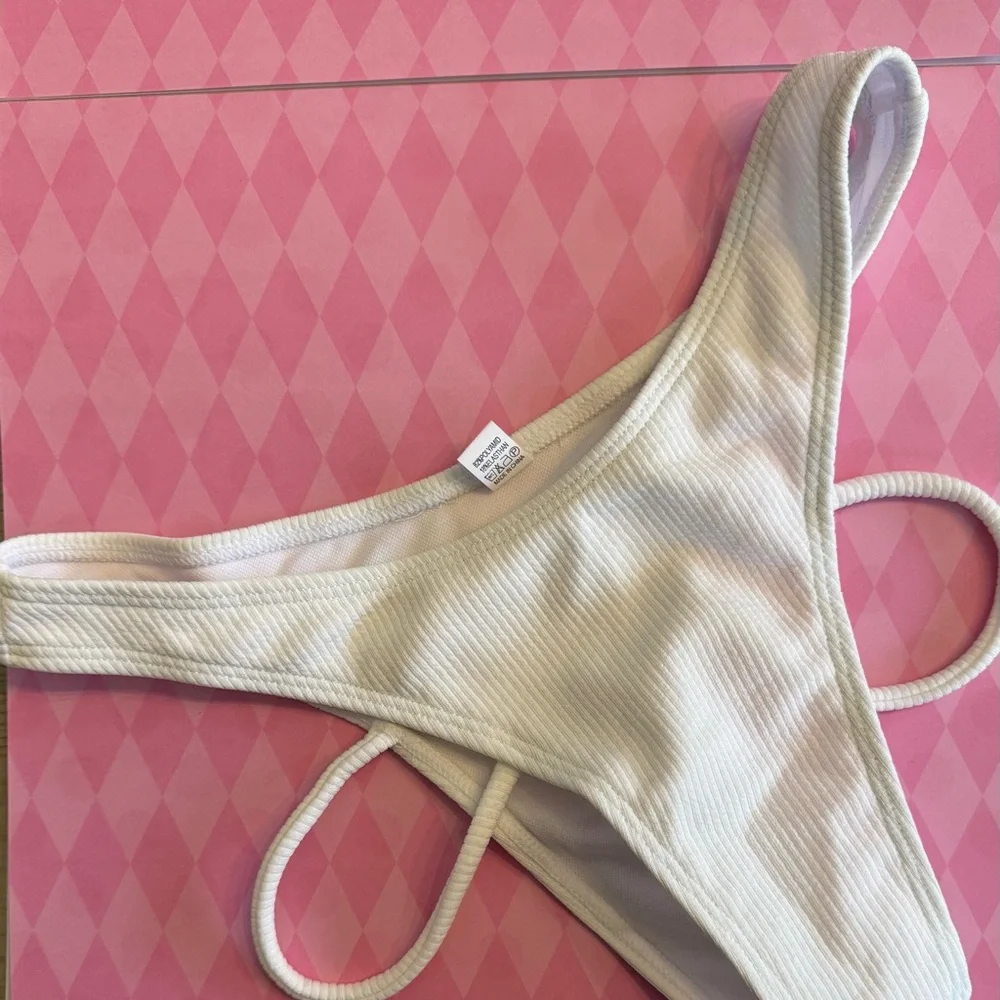 Sherry DC White Ribbed Bikini Set NWT